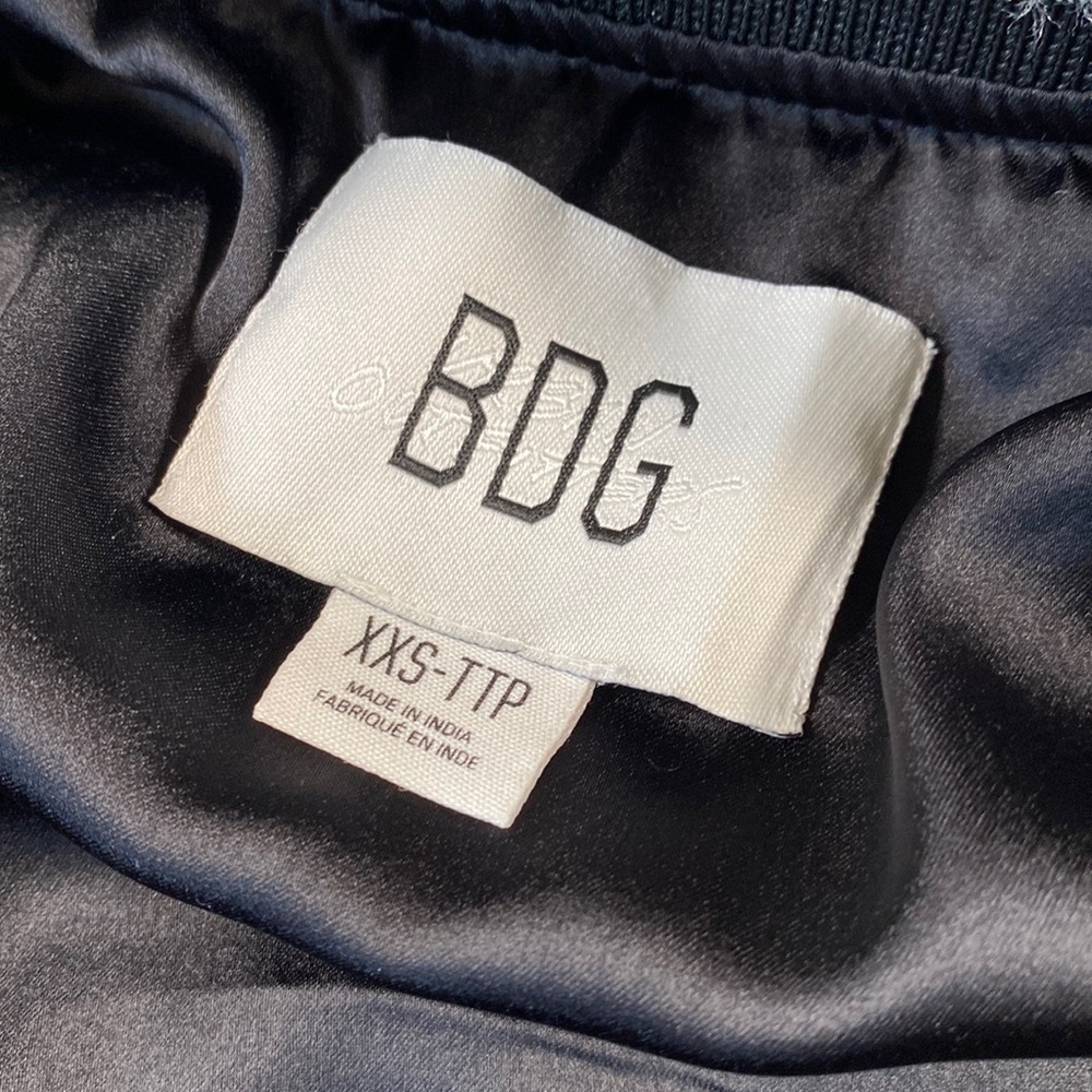 BDG • Alien Earth Sucks Varsity Corduroy Bomber Jacket - Picture 10 of 14